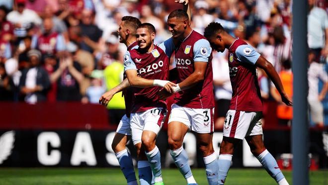 继金球奖后再度加冕，完成双料荣誉。🇫🇷 来源：转会专家罗马诺🚨⭐️ 官方消息：奥斯曼·登贝莱荣获2025年国际足联最佳球员奖。