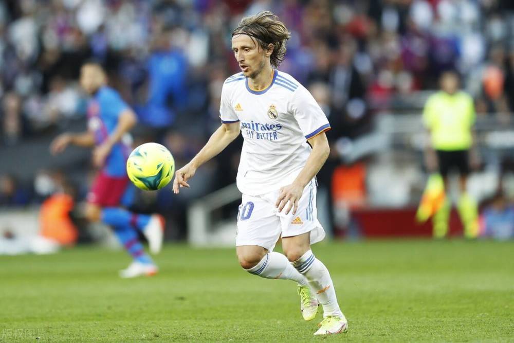 意甲：米兰1-0险胜罗马